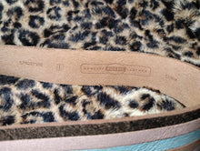 Load image into Gallery viewer, Fossil cosmopolitan leather belt