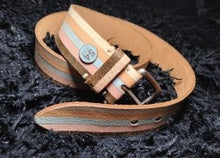 Load image into Gallery viewer, Fossil cosmopolitan leather belt