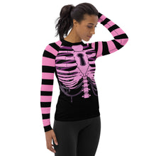 Load image into Gallery viewer, blk n Pink Alien Rib Women&#39;s Rash Guard by Spy ArtVictim